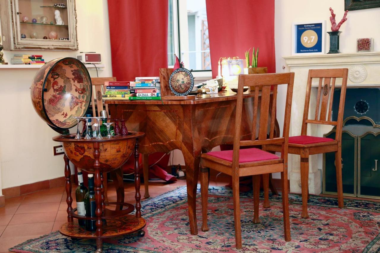 Residenza Gens Julia Acomodação com café da manhã  Roma