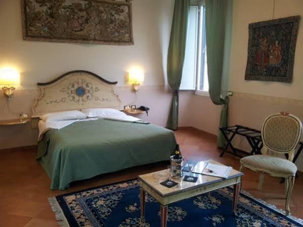 Bed & Breakfast Residenza Gens Julia Roma