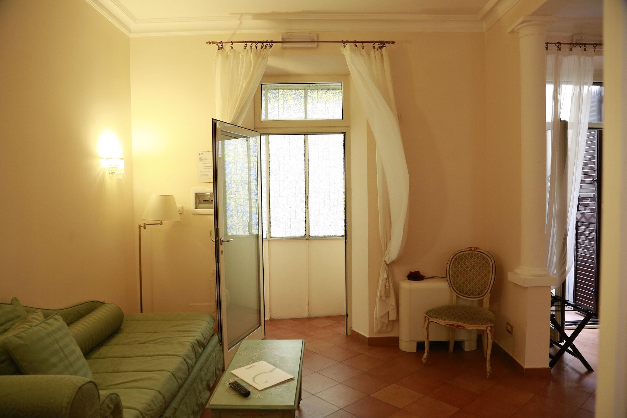 Bed & Breakfast Residenza Gens Julia 2*